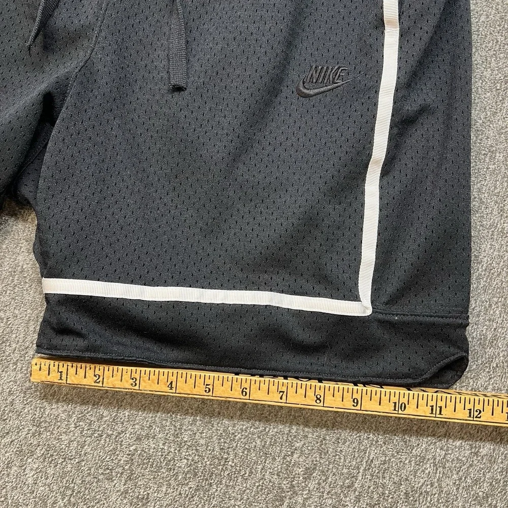 Nike Sportswear Mesh‎ Basketball Shorts. New. Mens Size: L NO TAGS Comfort (023)